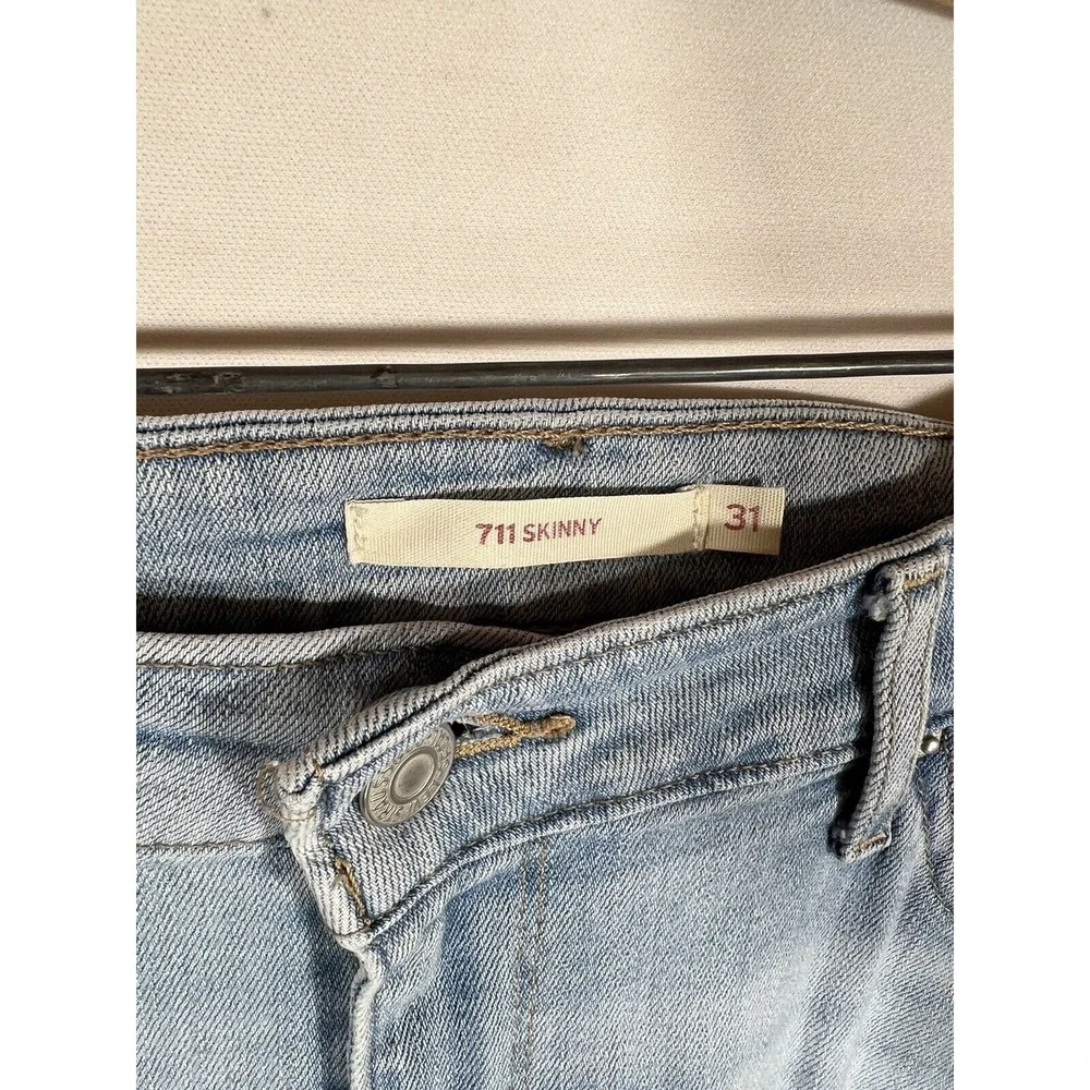 Levis 711 Skinny‎ Jeans Womens 31 Faded Light Blue Denim Red Tab